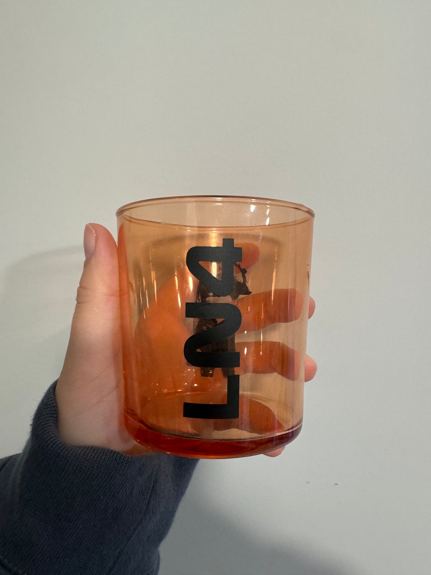 Lando Norris silhouette inspired glass tumbler