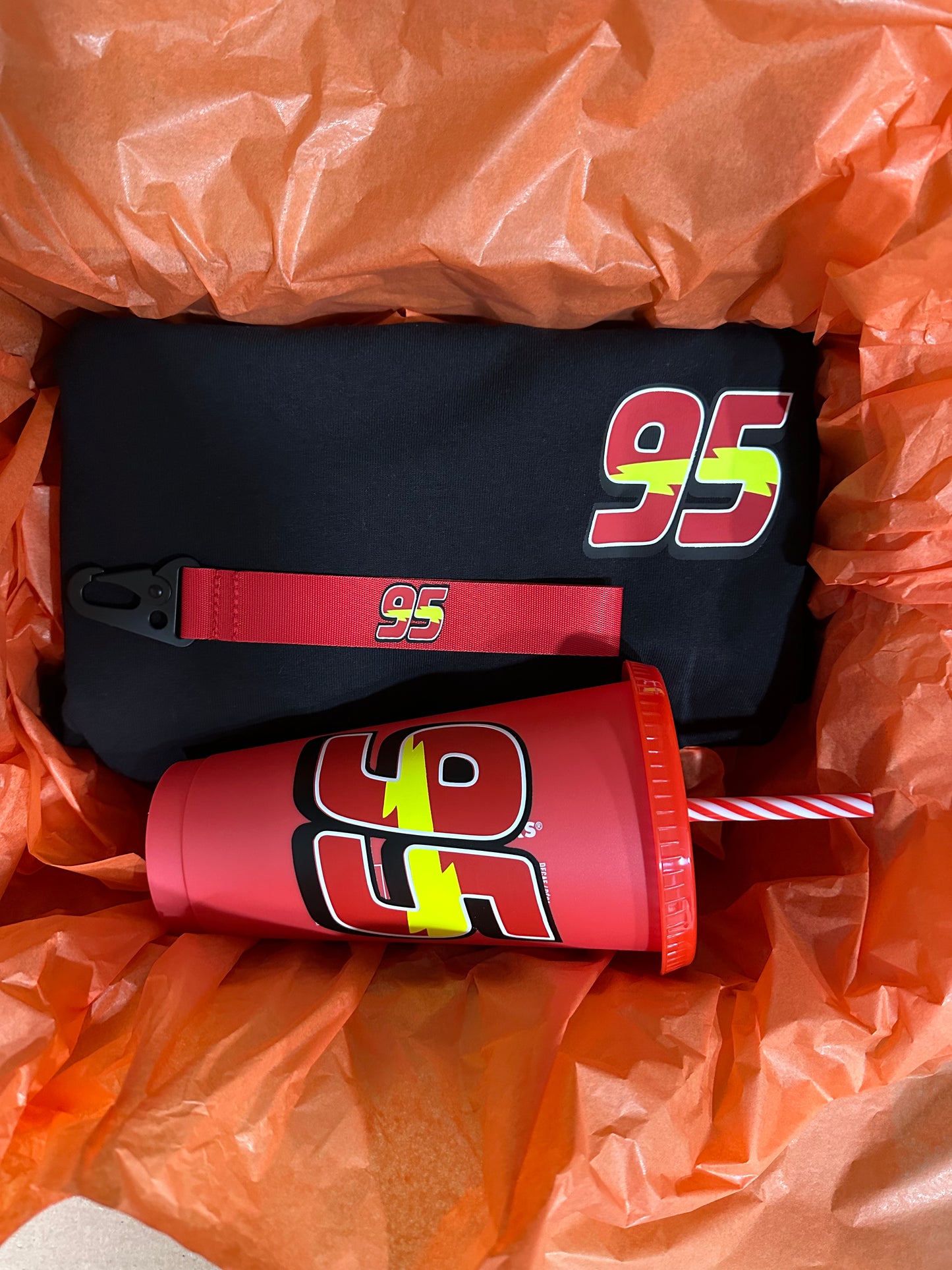 Lightning McQueen inspired gift set - t-shirt and Tumbler