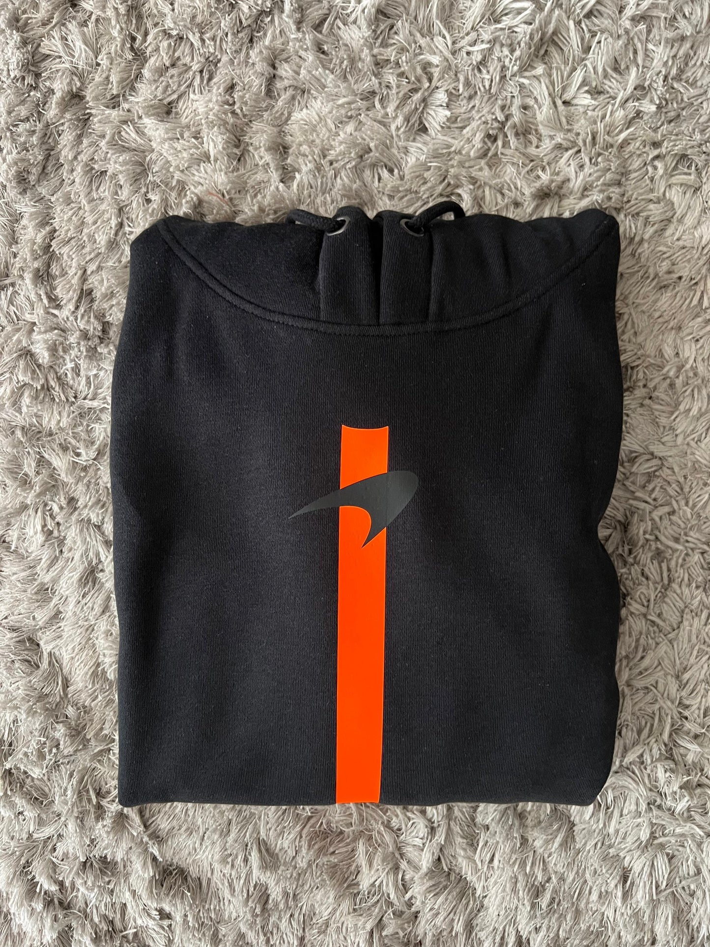 Daniel Ricciardo inspired gift set - Hoodie and Water Bottle